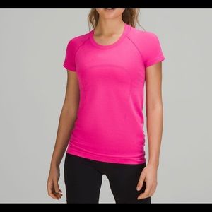 🍋NWT Lululemon Swiftly Tech Short Sleeve Sonic Pink SNCP